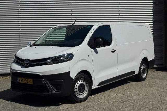 TOYOTA PROACE WORKER